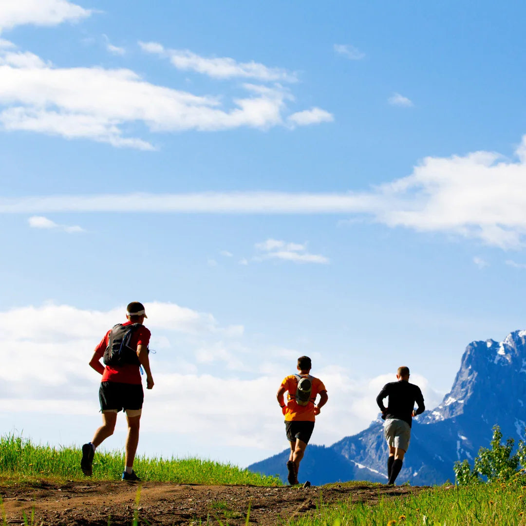 Pourquoi le trail attire de plus en plus de coureurs (et comment débuter)